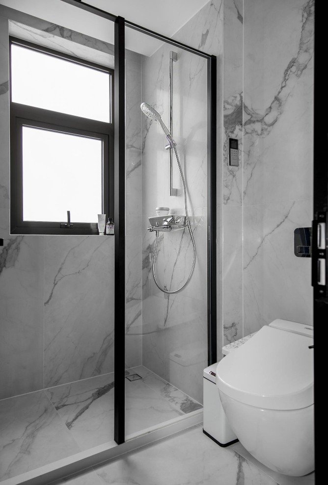 Commercial & Retail Washroom Services